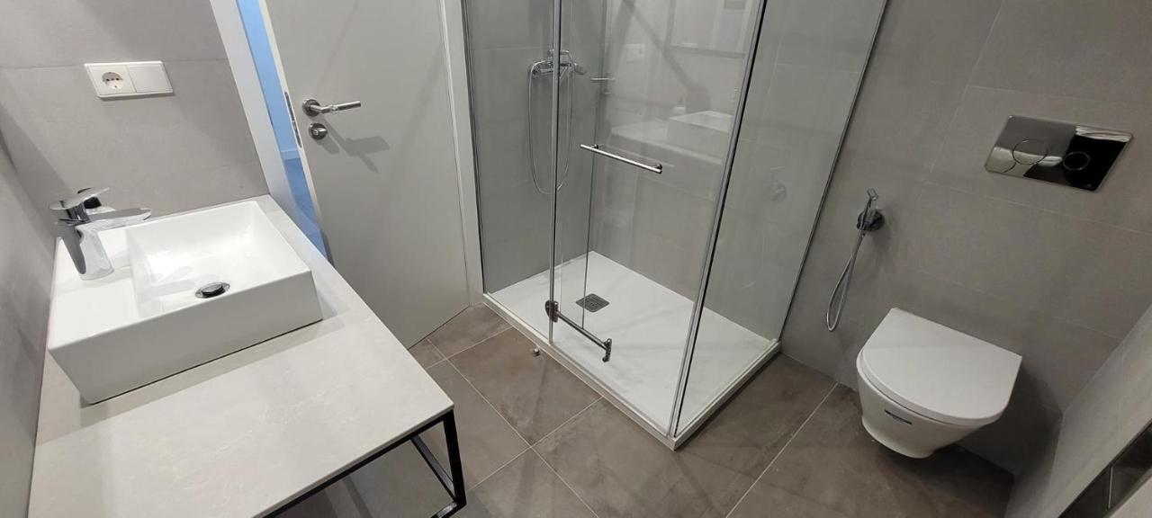 Cozy & Modern Apartment Hombre De Piedra 세비야 외부 사진